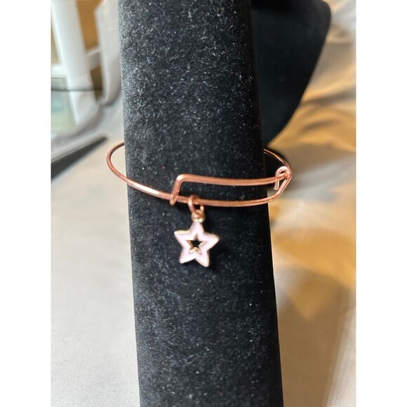 Pink Star Cuff Bracelet - Picture 1 of 4